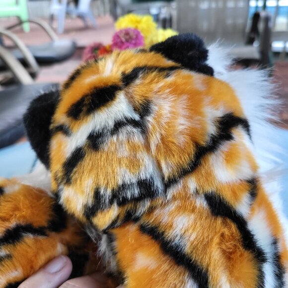Vintage Ty Classic "Pinstripes" 15" Tiger Plush 2005 - Picture 13 of 16